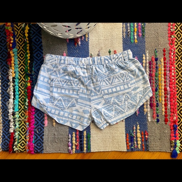 Roxy Draw String Short - Picture 2 of 4